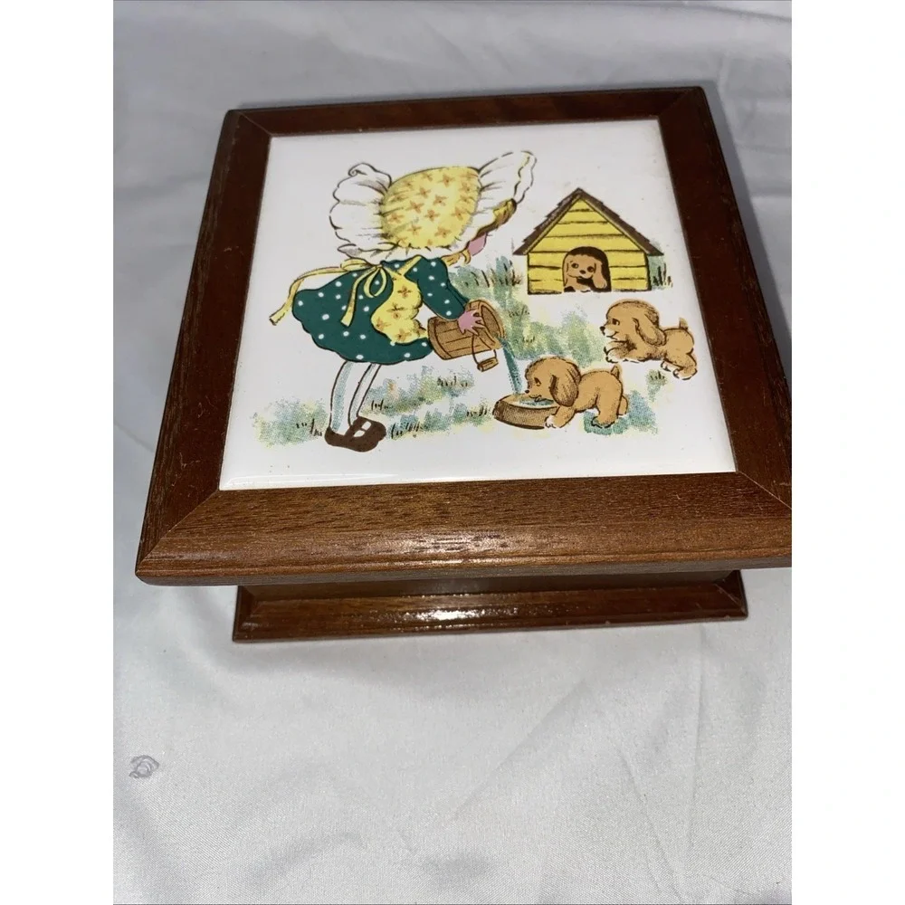 Vintage jewelry box Girl and Pups, Wal-Mart, Kitschy Cute, Nostalgic Ring Box